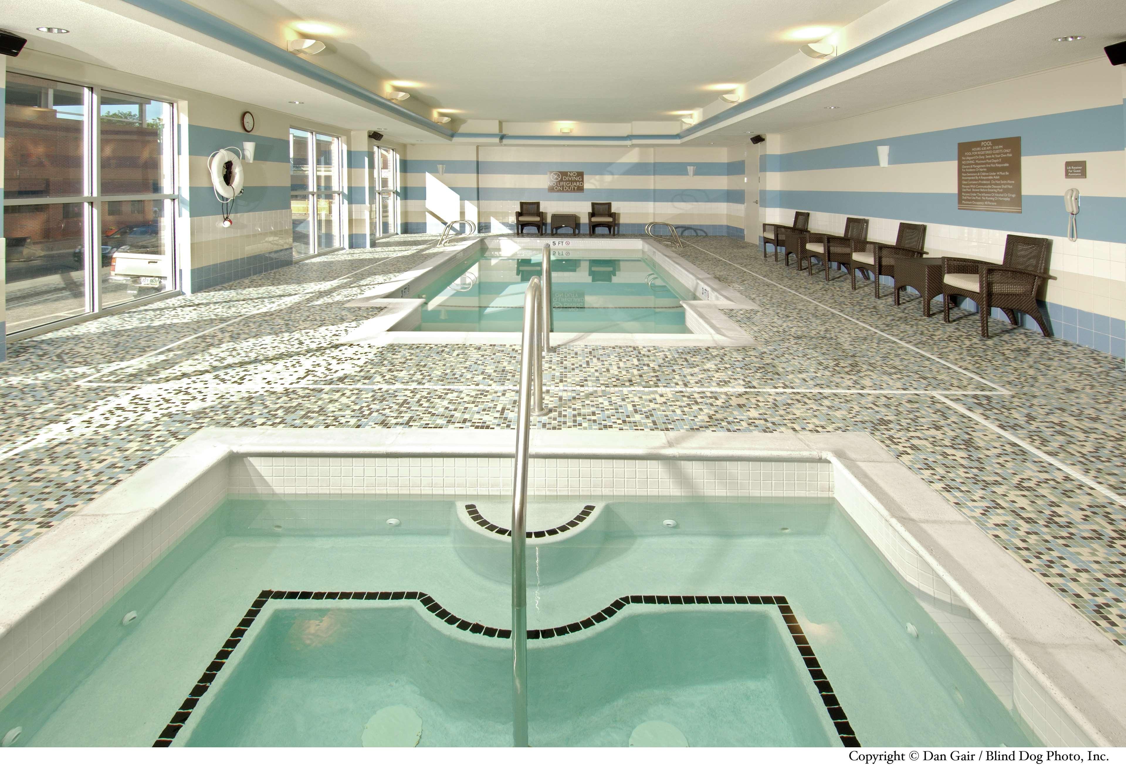Hilton Garden Inn Portsmouth Downtown Zewnętrze zdjęcie