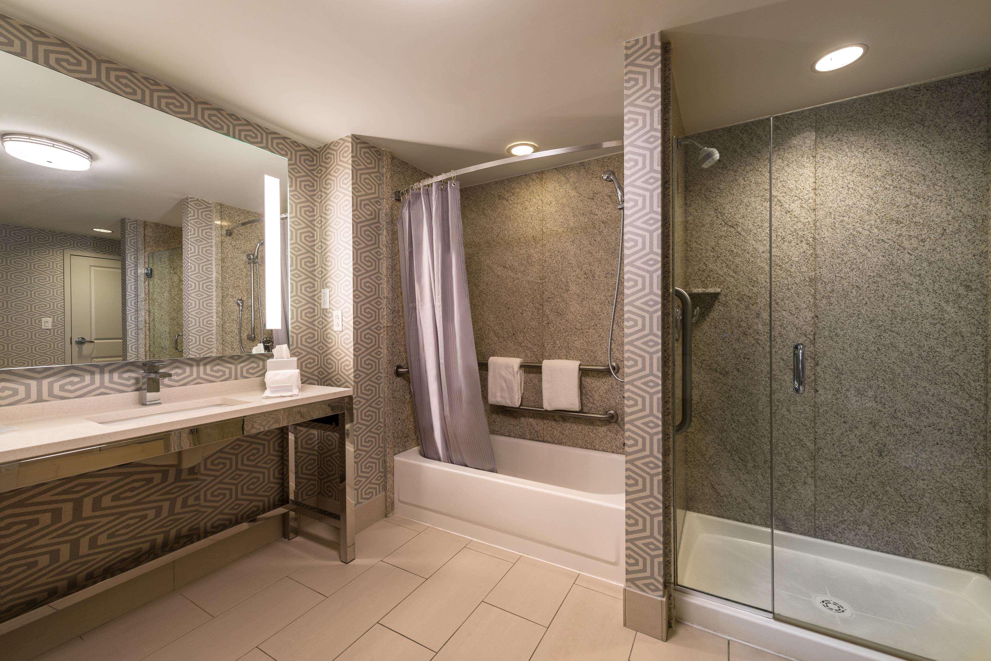 Hilton Garden Inn Portsmouth Downtown Zewnętrze zdjęcie