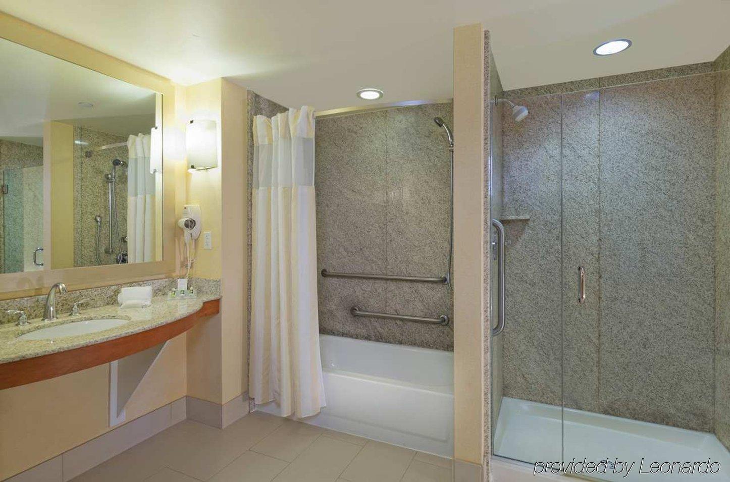 Hilton Garden Inn Portsmouth Downtown Zewnętrze zdjęcie